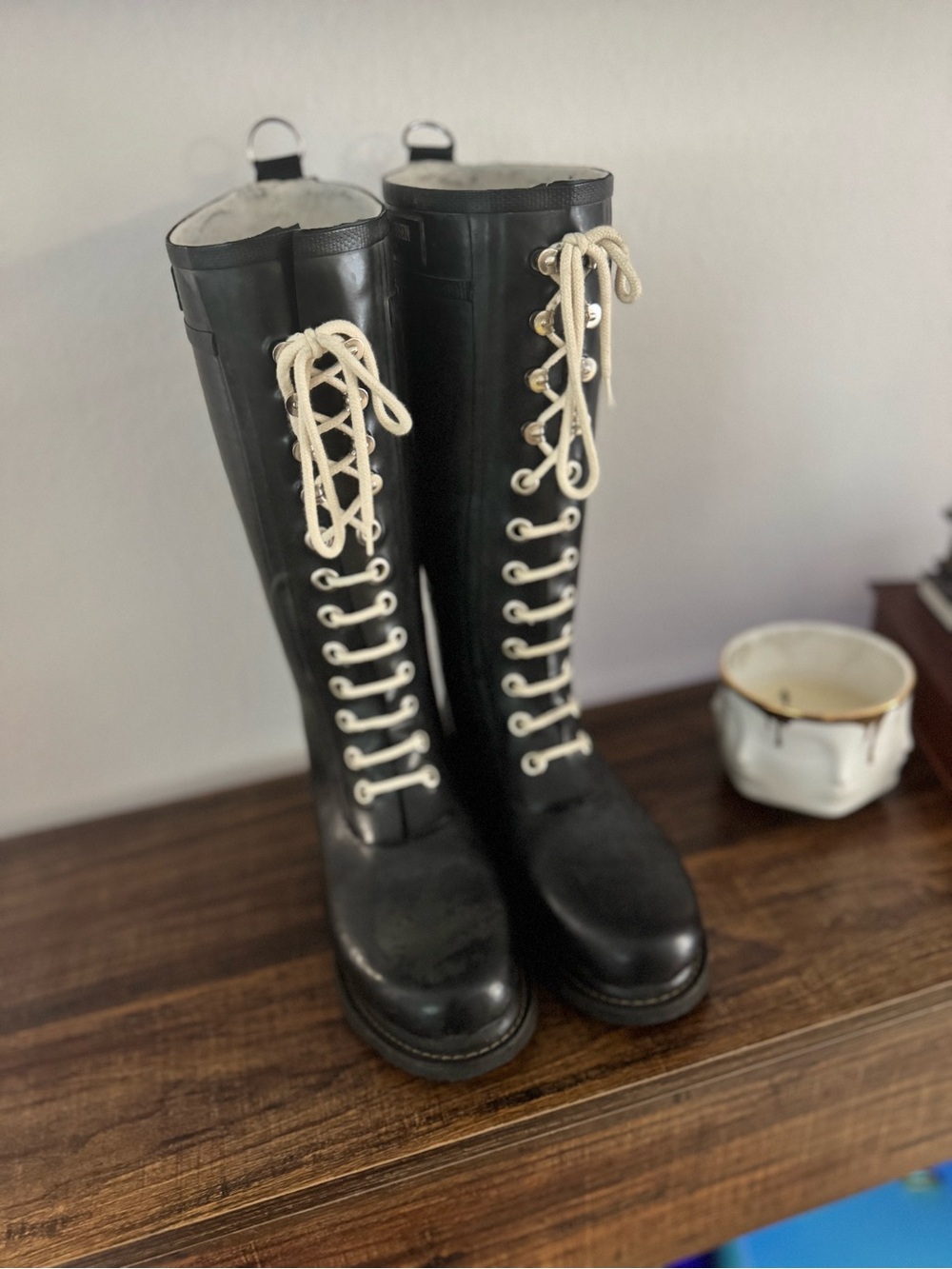 Ilse Jacobsen Black Knee-High Lace-Up Rain/Snow Boots with Cream Laces